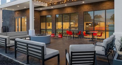 Home2 Suites By Hilton Austin South I-35