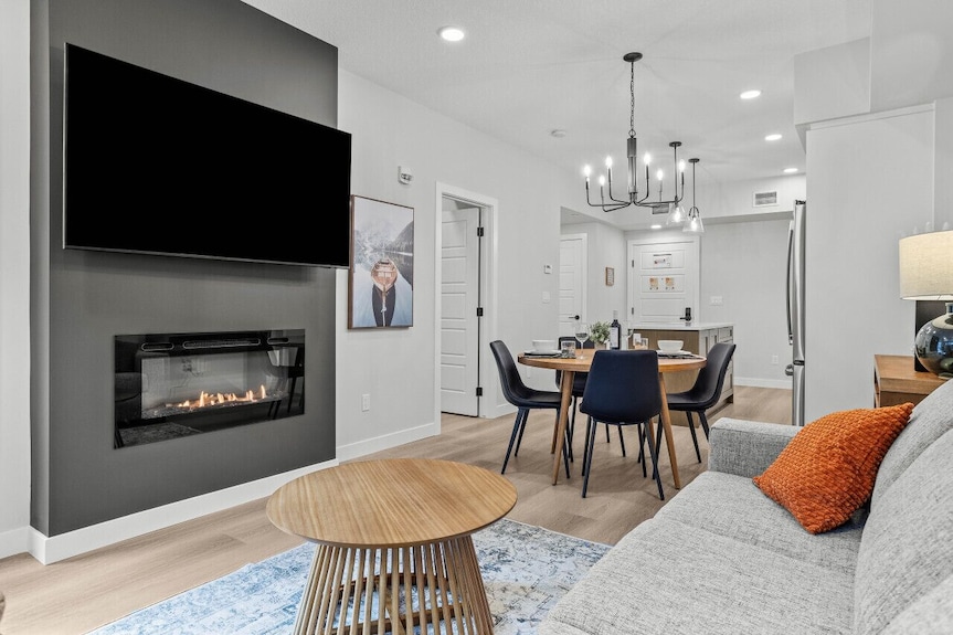 Mtn Views | Outdoor Pool & Hot Tub | Corner Condo - Canmore