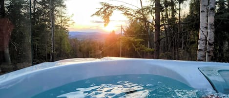 Bain à remous extérieur