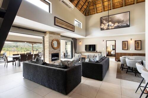 Executive Villa | Living area