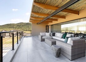 Villa 14- Executive 4 Bedroom Villa | Terrace/patio