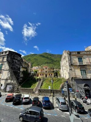 Comfort Double Room, Balcony, Mountain View | In-room safe, desk, blackout curtains, soundproofing - GRANORO B&B (Gragnano)