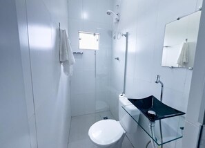 Dusche, Regendusche, Handtücher, Seife
