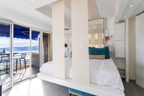 Silitysrauta/-lauta, ilmainen Wi-Fi, vuodevaatteet