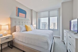 1 chambre, bureau, fer et planche à repasser, Wi-Fi