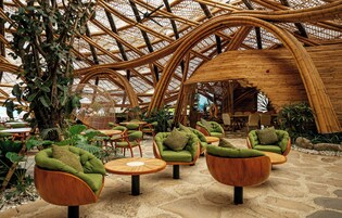 Café da manhã feito na hora grátis todos os dias