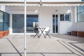 Exterior - Neos Kosmos 1Bd Apt with Stunning Views (Athens)