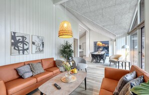 Bordtennisbord, stereoanlæg