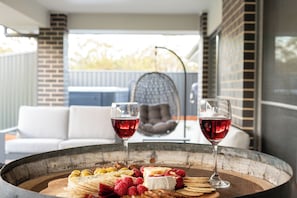 Terrace/patio - Serenity Estate Hunter Valley (Millfield)