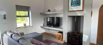 莫赫懸崖附近的恩尼斯蒂蒙玫瑰小屋