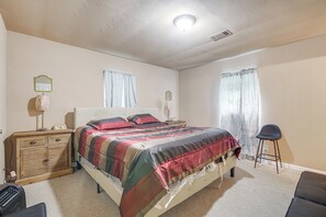 Interior - Hunting & Fishing Retreat in Marvell! (Marvell)