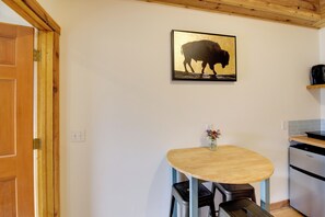 Apartment (0 Bedroom) | Interior