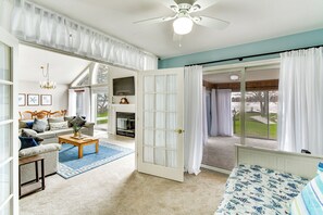 House (3 Bedrooms) | Interior - Lakefront Home w/ Deck & Dock in Oscoda Twp! (Oscoda)