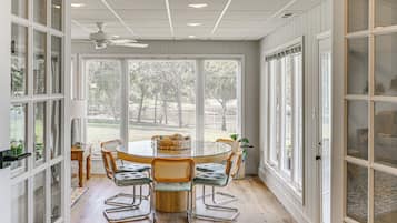 House (4 Bedrooms) | Bahagian dalam