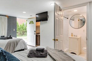 Apartment (0 Bedroom) | Interior