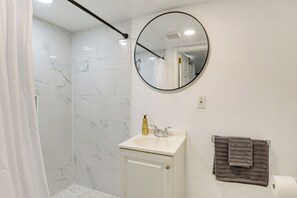Apartment (0 Bedroom) | Interior - 10 Mi to Washington: Wheaton Studio Suite (Silver Spring)