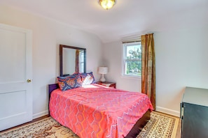 Interior - DC Area Home: 1 Mi to Light Rail! (Silver Spring)