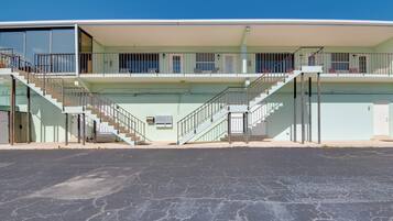 Apartment (2 Bedrooms) | Bahagian dalam