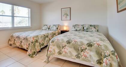 3 Mi to Ocean: Riverfront Unit in Vero Beach!