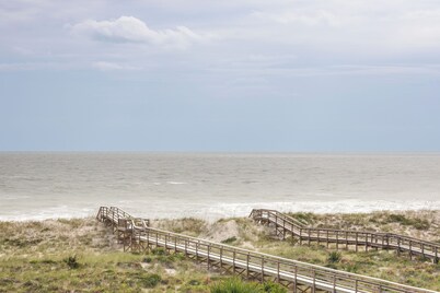 Waterfront Condo w/ Pool in Fernandina Beach!