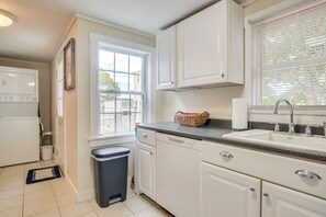 Cottage (3 Bedrooms) | Interior