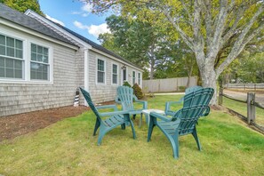 Cottage (3 Bedrooms) | Interior - < 1 Mi to Beaches: Classic Cape Cod Cottage (Dennis Port)