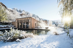 Salas de tratamiento para parejas, tratamientos corporales, hidroterapia