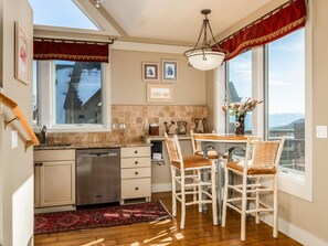 House, 3 Bedrooms | Interior - Saddle Ridge F5 3 Bedroom Home (Gallatin Gateway)