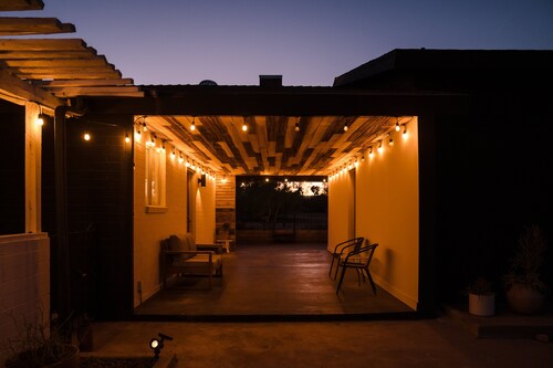 Know Joshua Tree 2 Bedroom Home