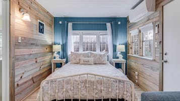 House, 2 Bedrooms