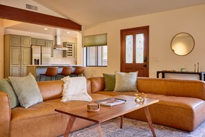 Smart TV, fireplace - Midcentury Oasis w/ Lush Yard, Firepit, BBQ & 2 Fireplaces in Heart of Sedona! (Sedona)