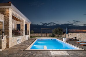 Beheizter Pool