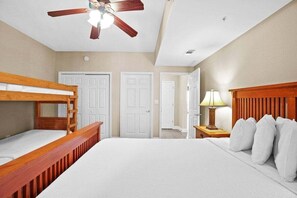 2 bedrooms, free WiFi, bed sheets, wheelchair access - Seaside Bliss 1605 - Gulf Views - Sleeps 8 (Panama City Beach)