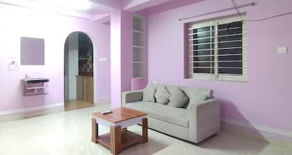 The Lakeview Classic Homestay