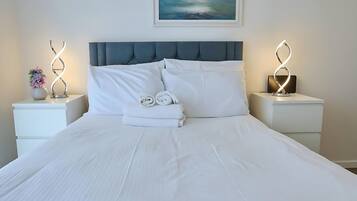 2 bedrooms, iron/ironing board, free WiFi, bed sheets