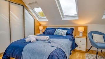 2 bedrooms, iron/ironing board, free WiFi, bed sheets