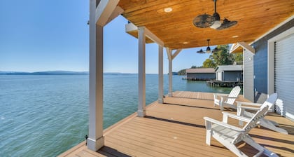 Dock + Panoramic Views: Guntersville Lake Retreat!