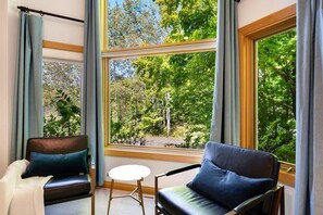 Interior - Birch Grove · 5 Acres · Pet-Friendly Ellison Bay (Ellison Bay)