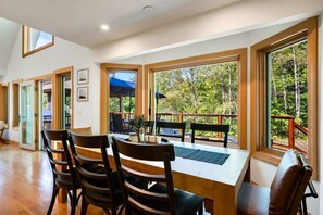 Dining - Birch Grove · 5 Acres · Pet-Friendly Ellison Bay (Ellison Bay)