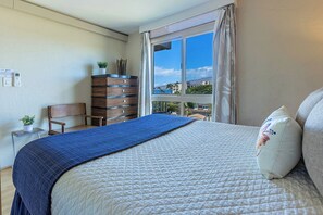 2 chambres, fer et planche à repasser, accès au Wi-Fi (inclus)