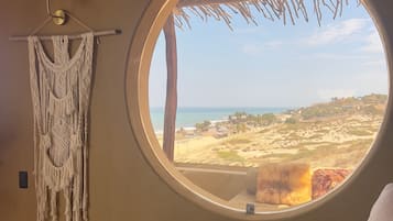 5 Schlafzimmer, Schreibtisch, Bügeleisen/Bügelbrett, WLAN