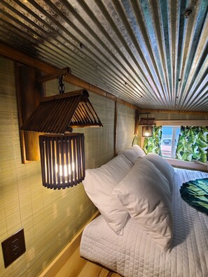 1 chambre, fer et planche à repasser, Wi-Fi gratuit, draps fournis