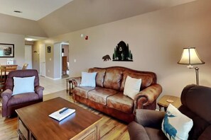 TV, fireplace, DVD player
