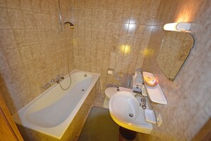 Apartamento | Banheiro | Toalhas de banho 
