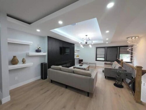 The Luxe Escape Calgary I 3BR Vacation Home