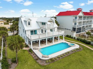 المنشأة من الخارج