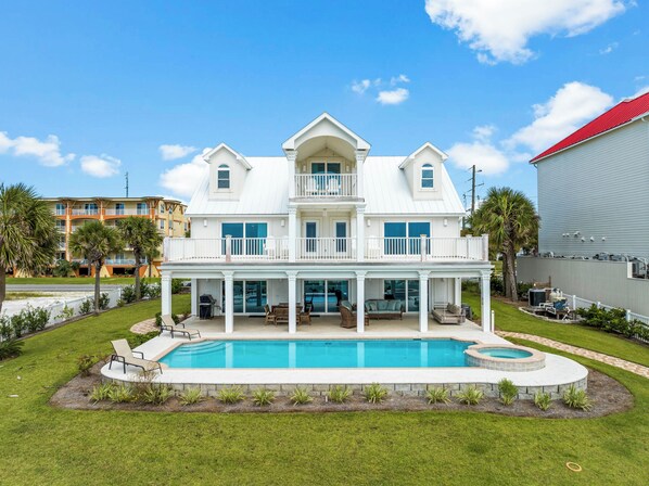 المنشأة من الخارج