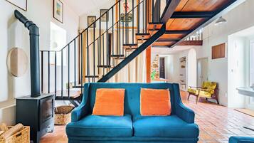 Casa, 3 habitaciones | Área de sala de estar