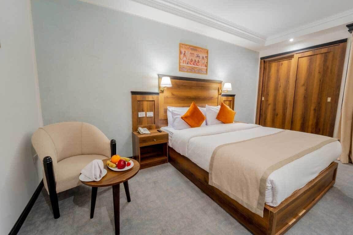 In-room safe, blackout curtains, free WiFi, bed sheets