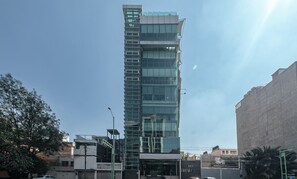 Apartment | 1 bedroom - The Striped Loft Modern Elegance in a Centric Location (Mexico City)